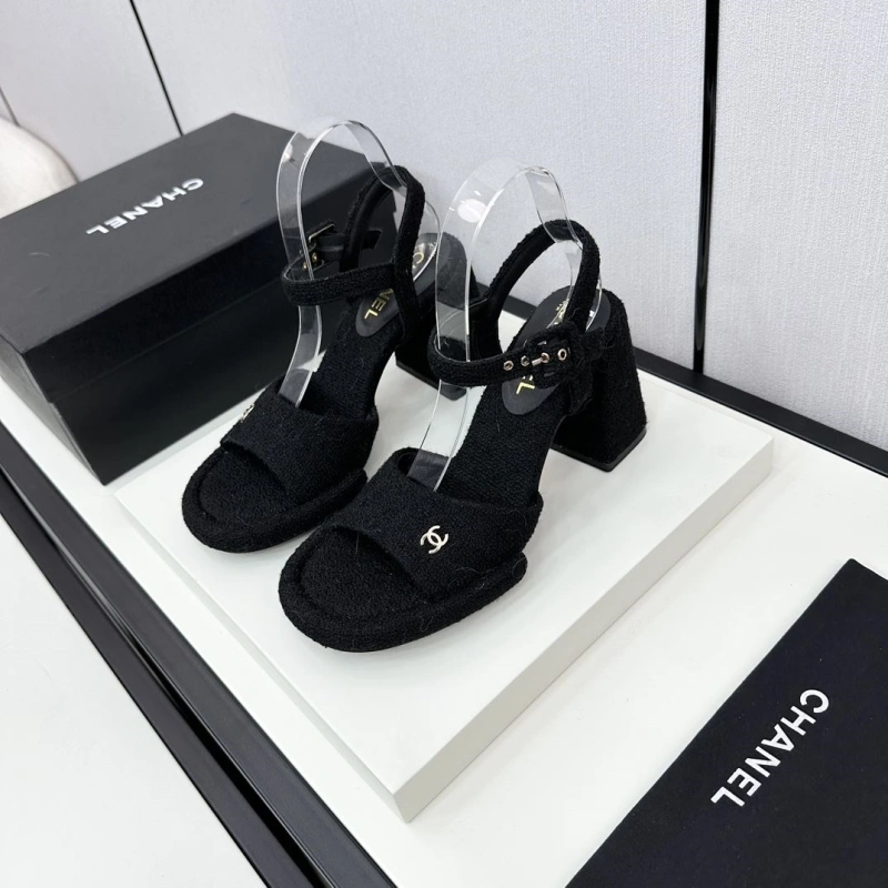 EyeCatching Chxnxl High Heels 132878