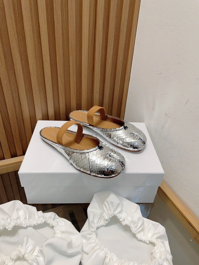 Othxr Slippers WellDesigned 216617