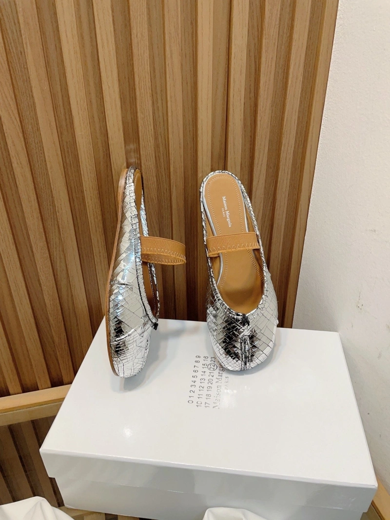 Othxr Slippers WellDesigned 216617