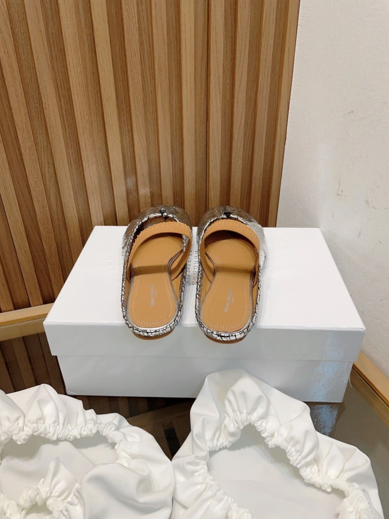 Othxr Slippers WellDesigned 216617