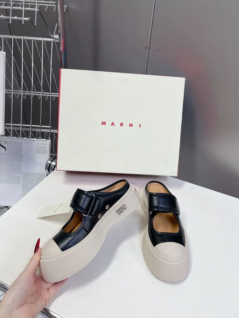 Othxr Slippers GoAnywhere 216611