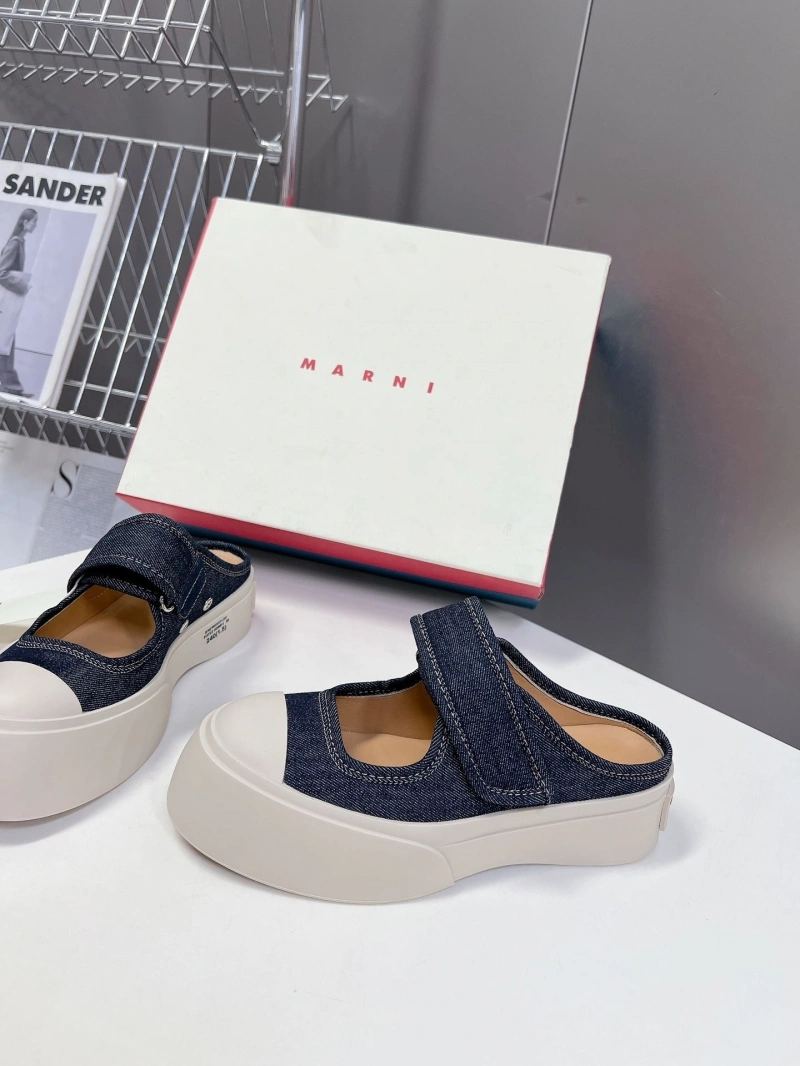 Othxr Slippers EyeCatching 216603