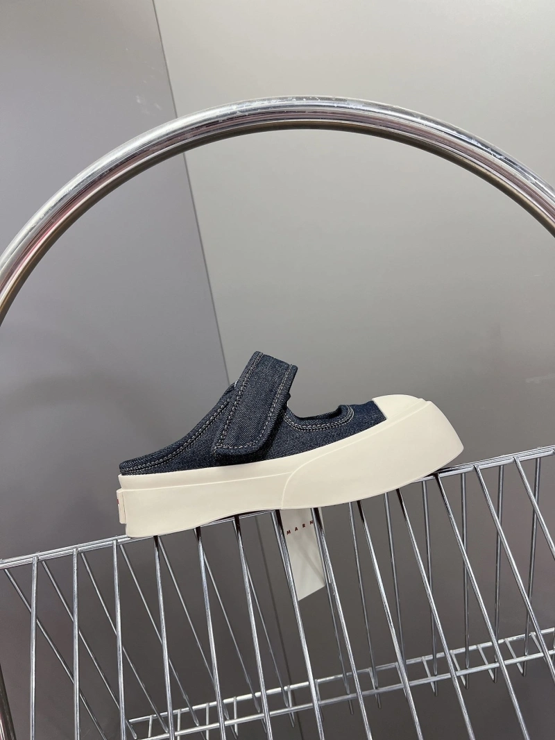 Othxr Slippers EyeCatching 216603