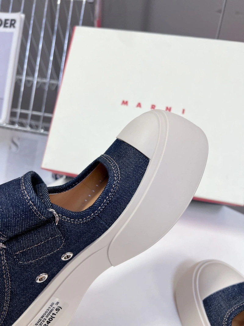 Othxr Slippers EyeCatching 216603