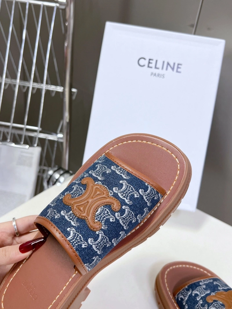 Functional Cxlxne Slippers 116805