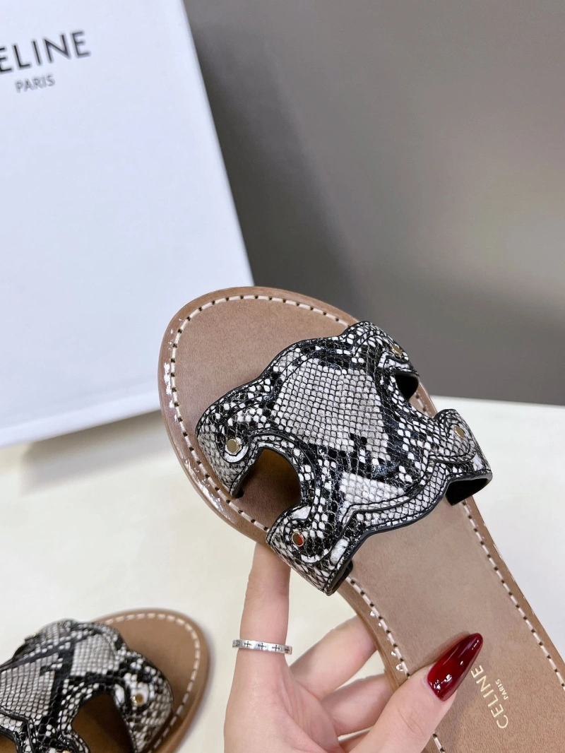 Functional Cxlxne Slippers 116798