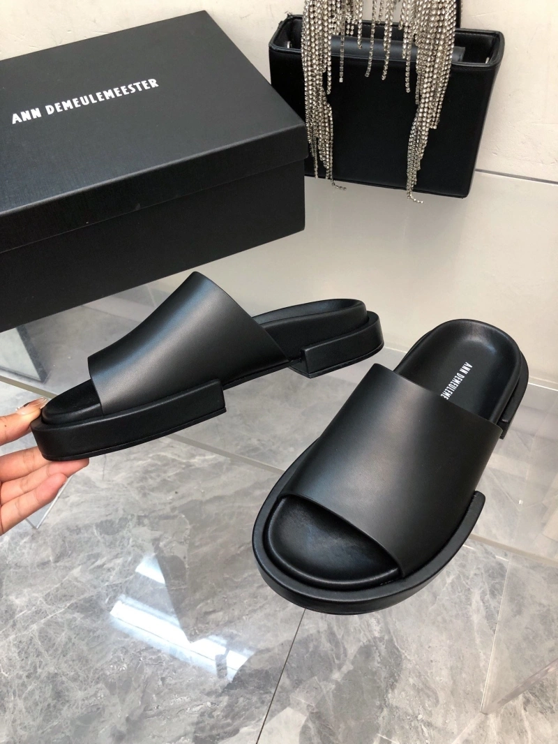 Othxr Slippers Minimalist 216598
