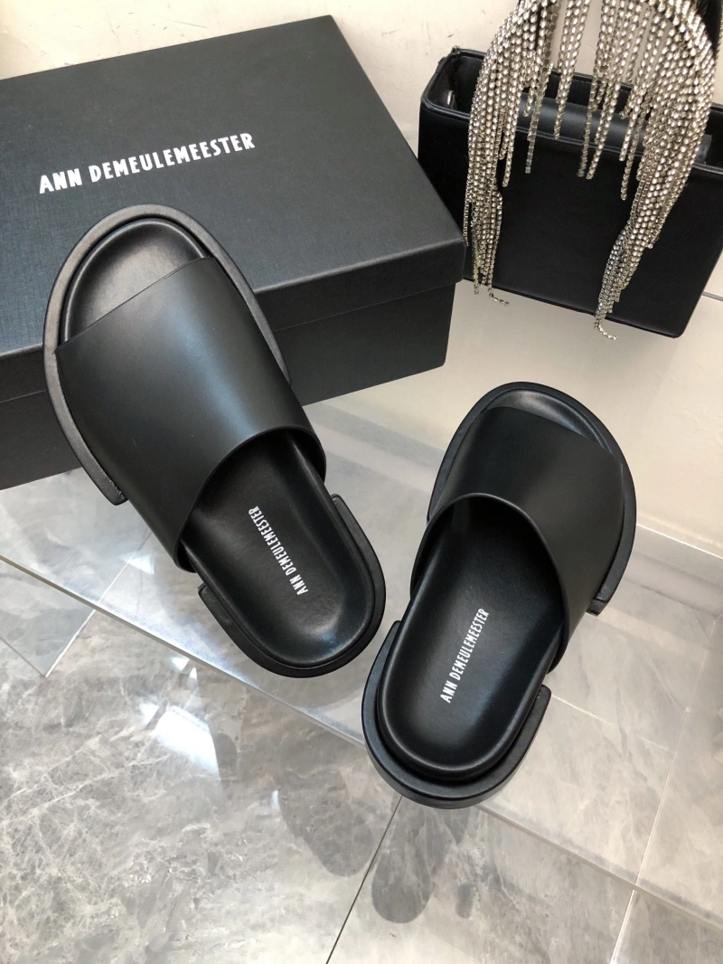 Othxr Slippers Minimalist 216598