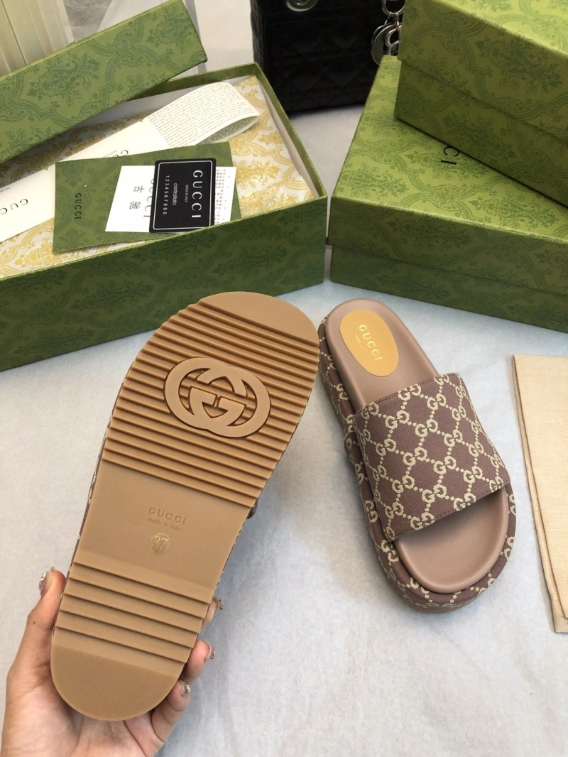 Lightweight Gxccx Slippers 165454