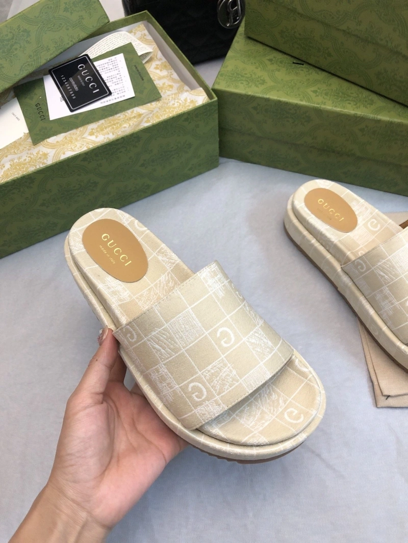 Affordable Gxccx Slippers 165368