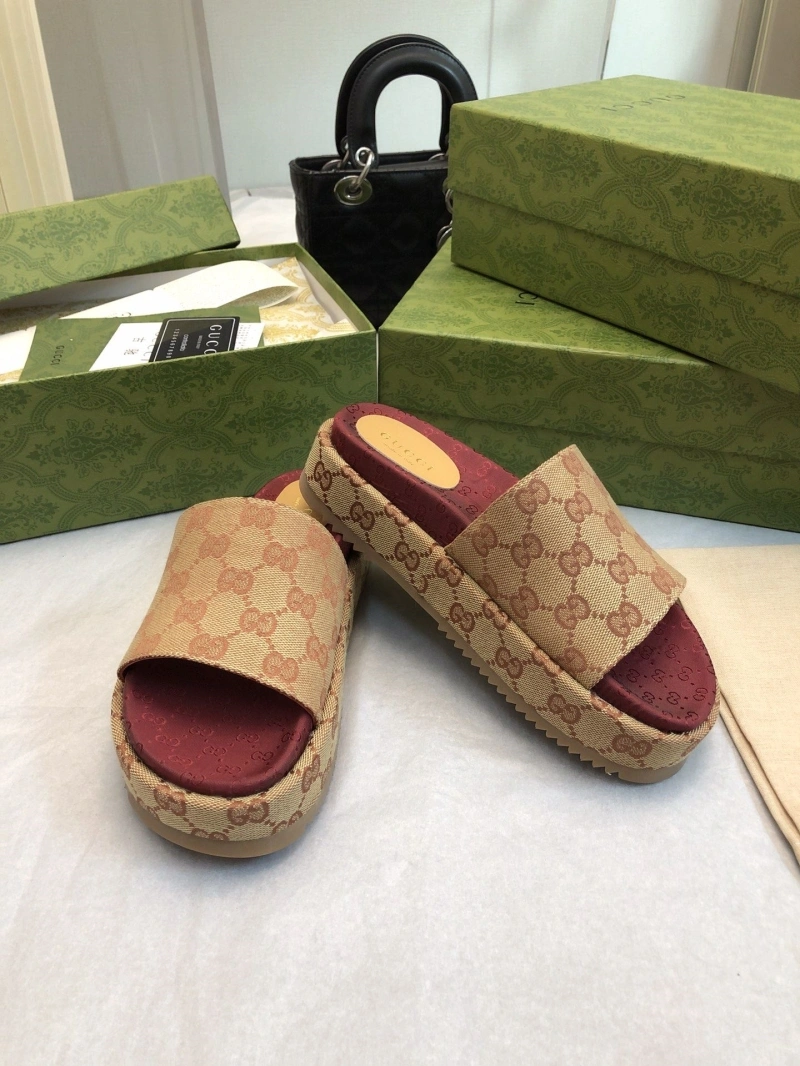 EyeCatching Gxccx Slippers 165417