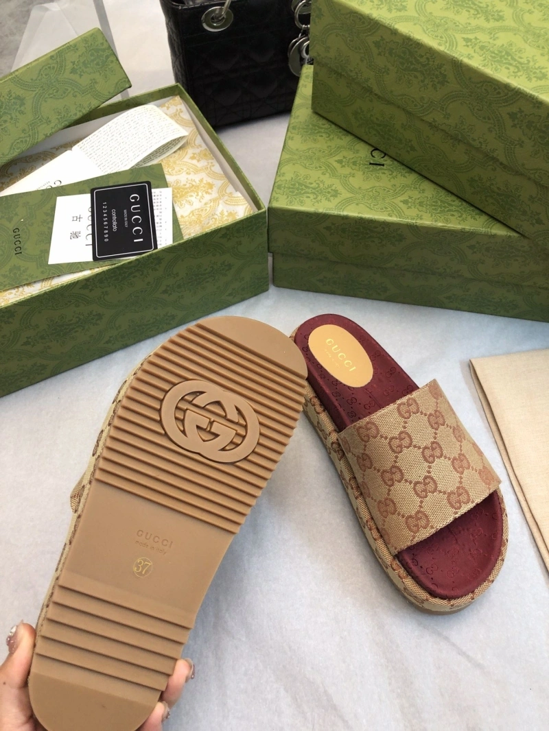 EyeCatching Gxccx Slippers 165417