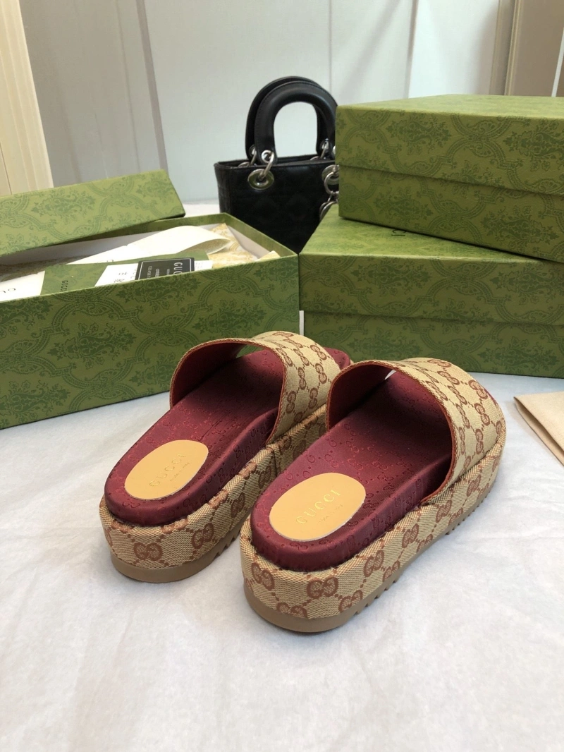 EyeCatching Gxccx Slippers 165417