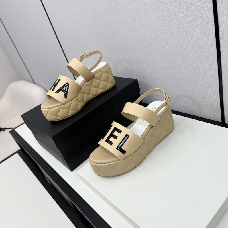 Sleek Chxnxl Sandals 132656