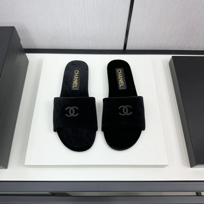 Chxnxl Slippers Sophisticated 132452