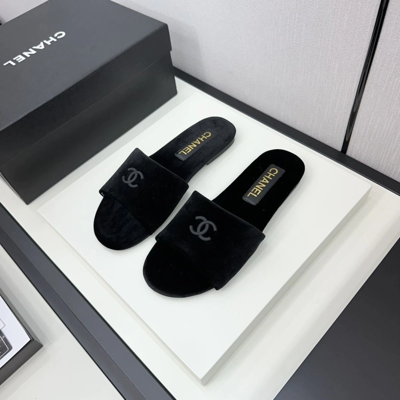 Chxnxl Slippers Sophisticated 132452