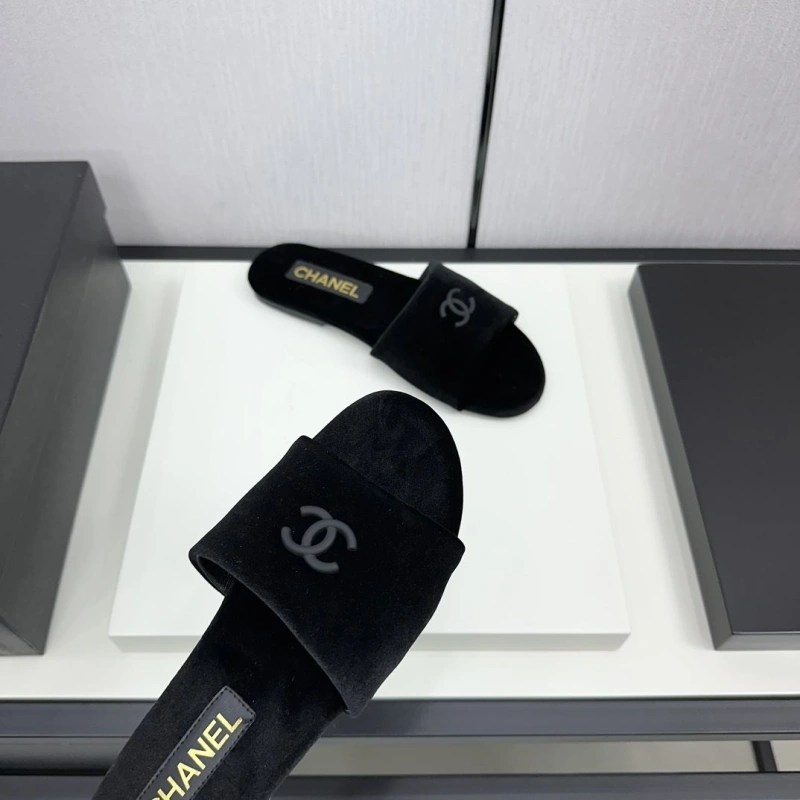 Chxnxl Slippers Sophisticated 132452