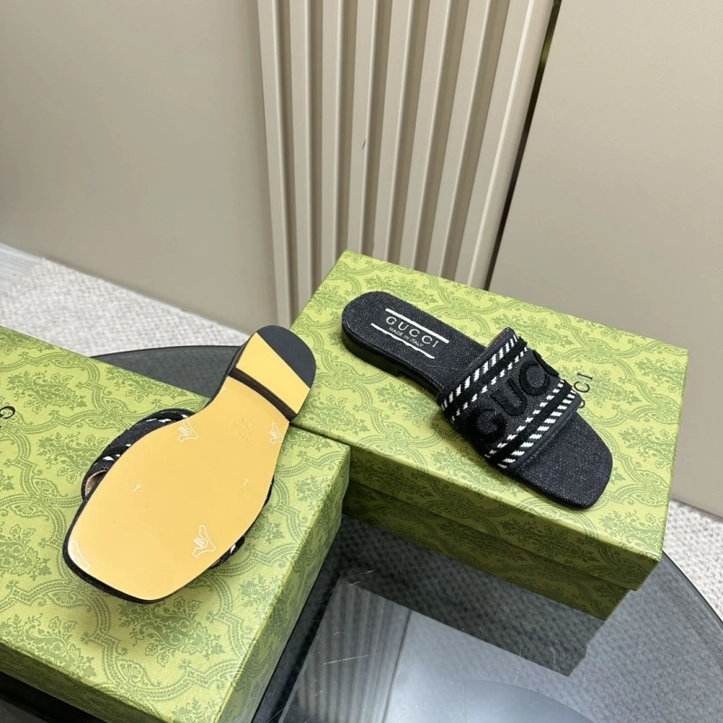 Trendy Gxccx Slippers 165366