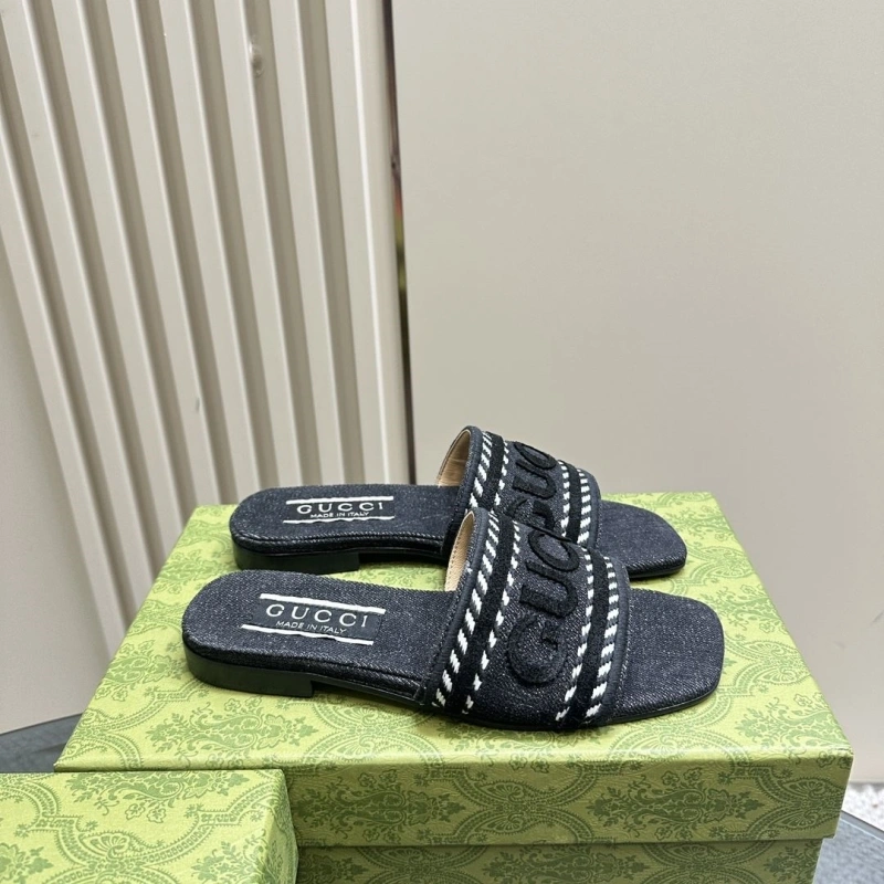 Trendy Gxccx Slippers 165366