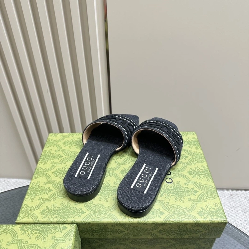 Trendy Gxccx Slippers 165366