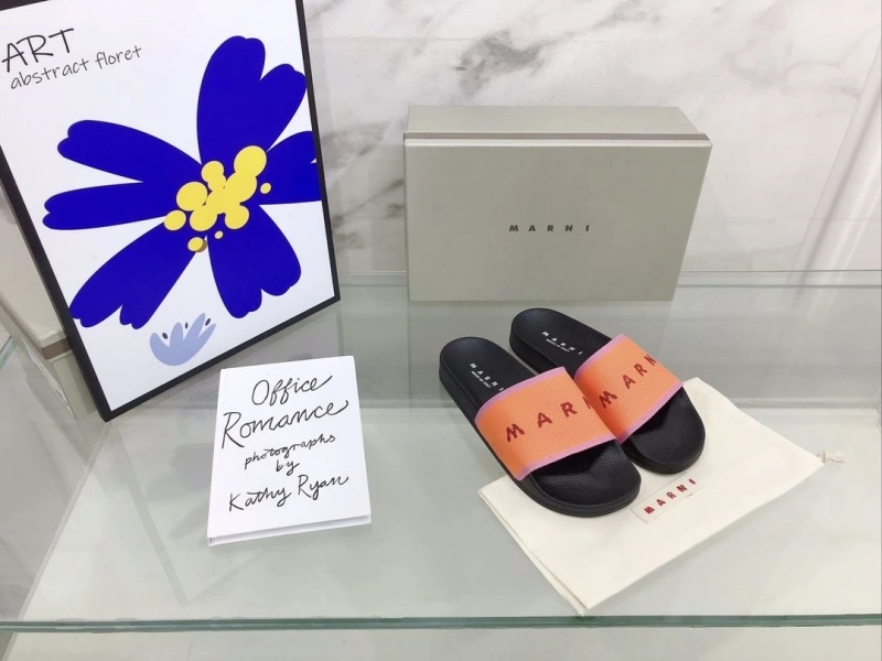 SportInspired Othxr Slippers 216604