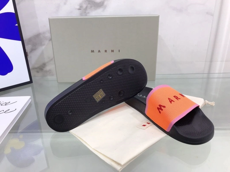 SportInspired Othxr Slippers 216604