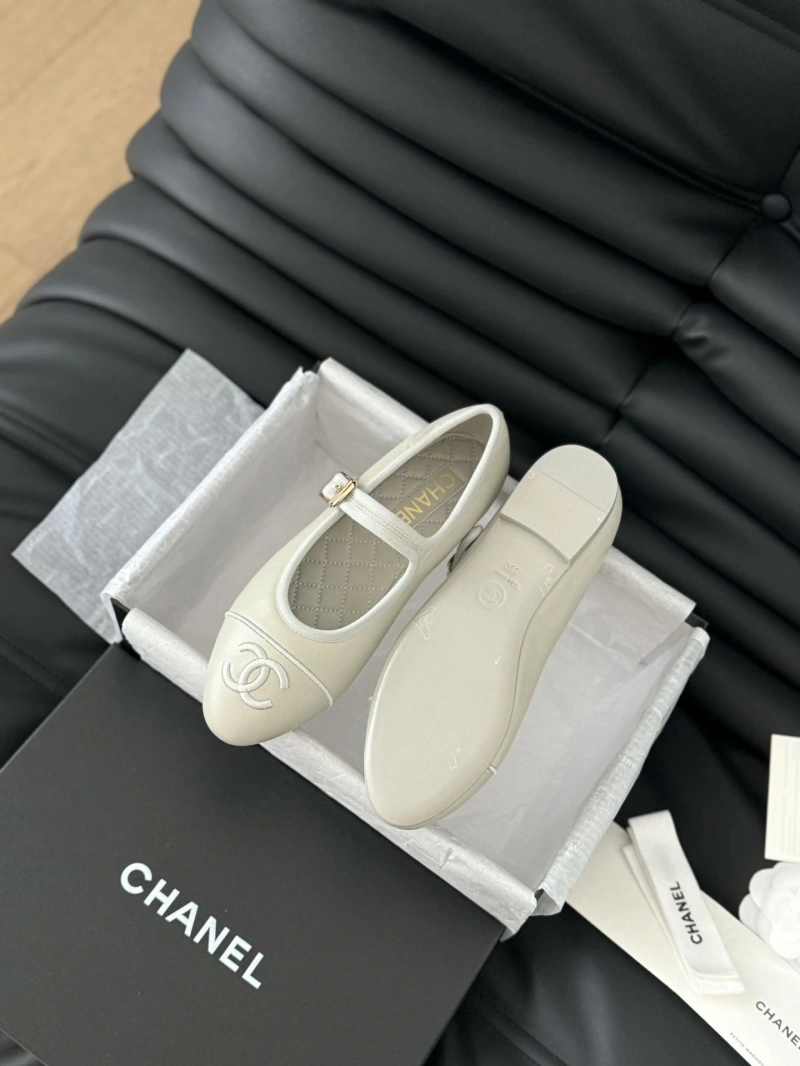 Trendy Chxnxl Flat Shoes 133075