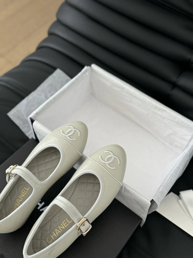 Trendy Chxnxl Flat Shoes 133075
