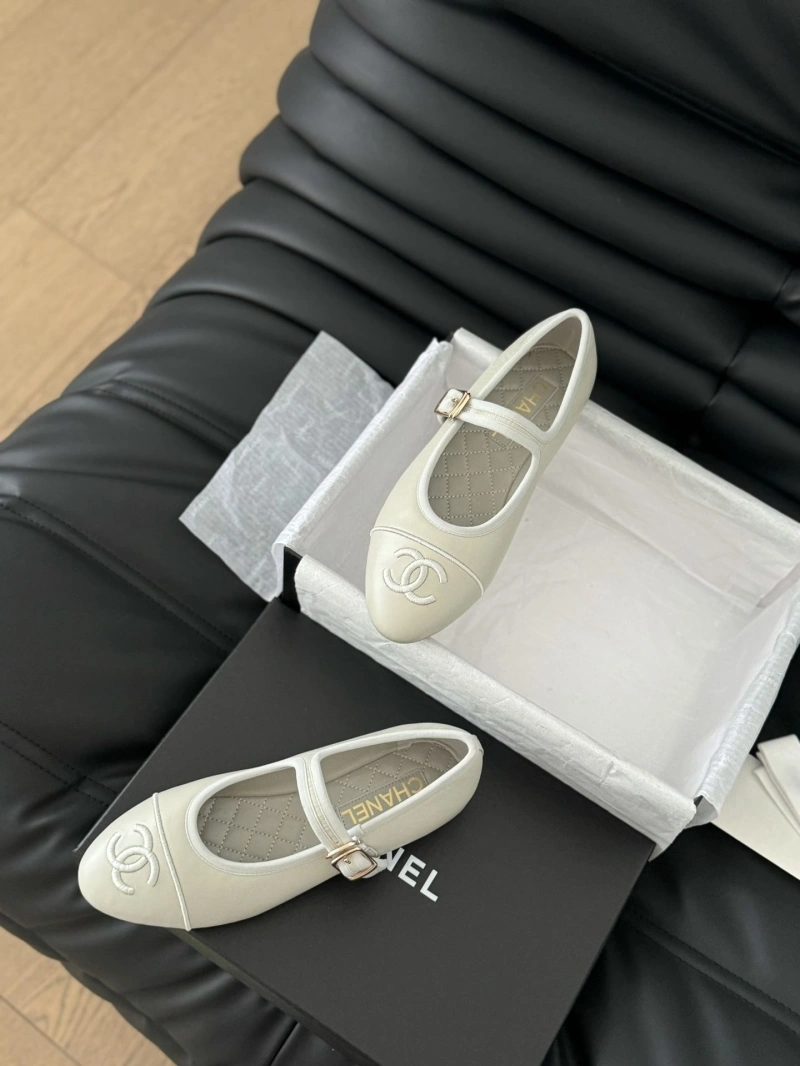 Trendy Chxnxl Flat Shoes 133075
