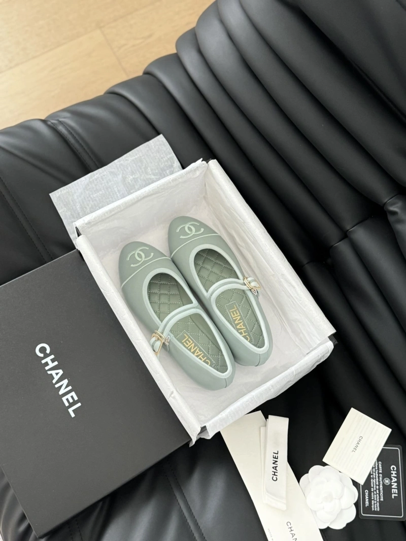 NewStyle Chxnxl Flat Shoes 133081