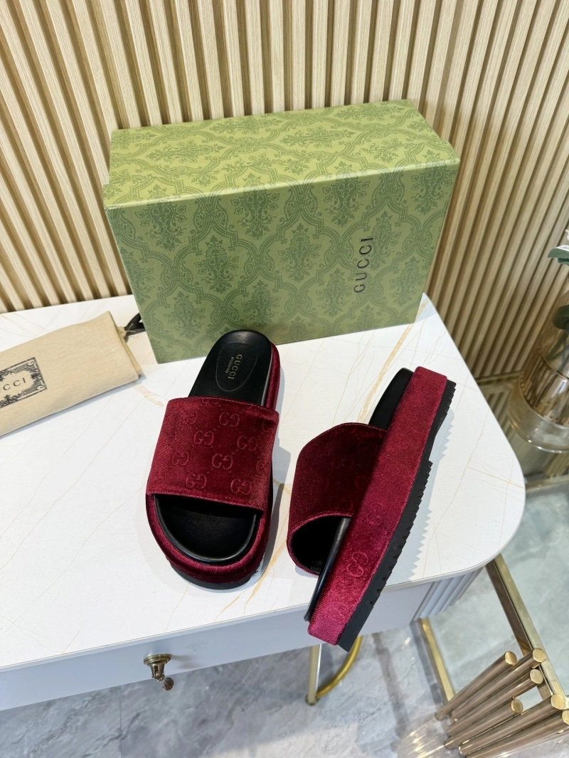HighQuality Gxccx Slippers 165359