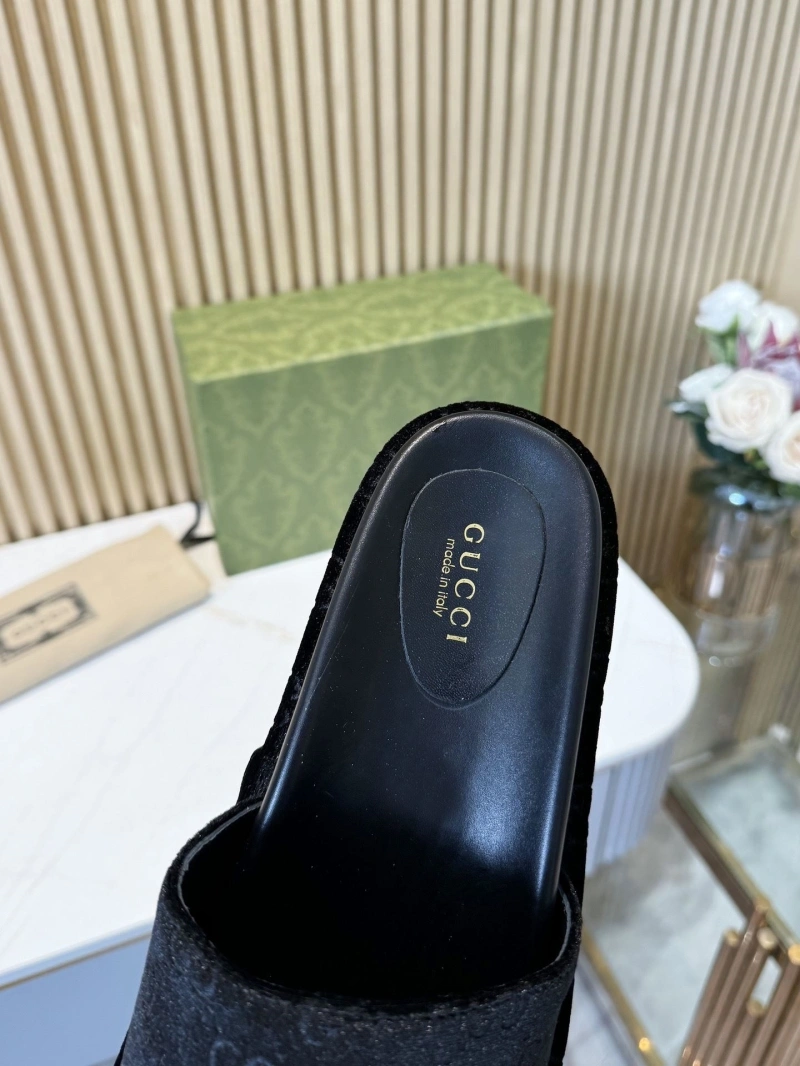 Vibrant Gxccx Slippers 165360