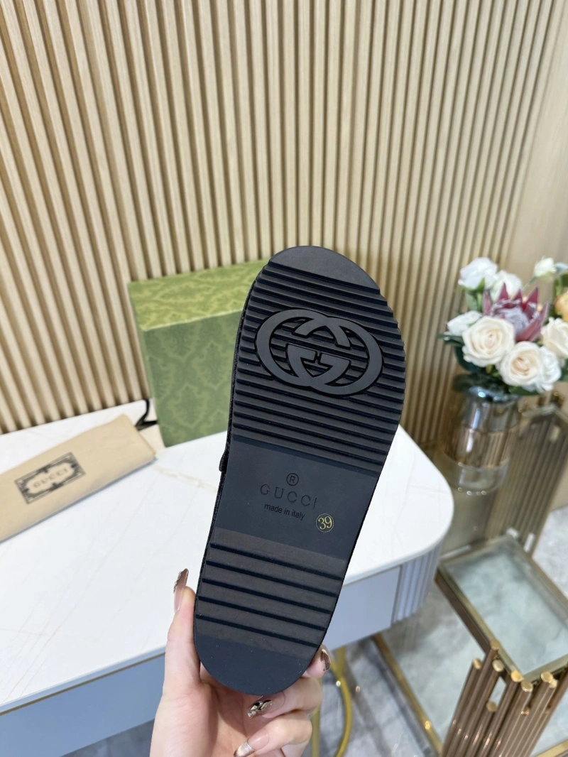 Vibrant Gxccx Slippers 165360