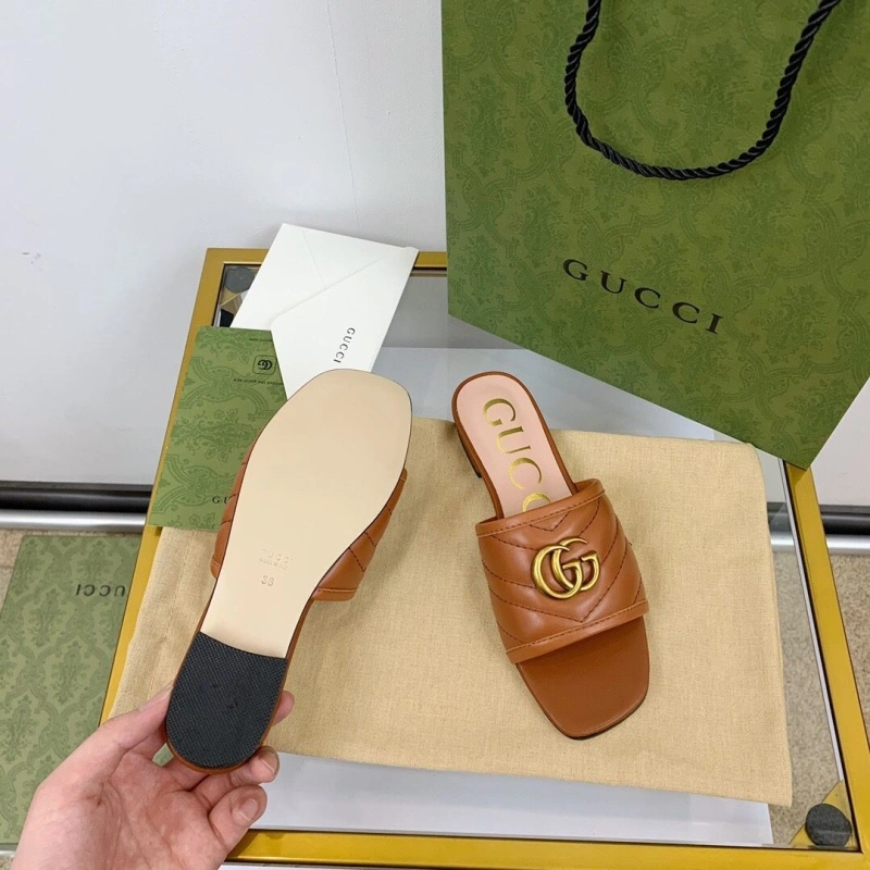 Fashionable Gxccx Slippers 165338