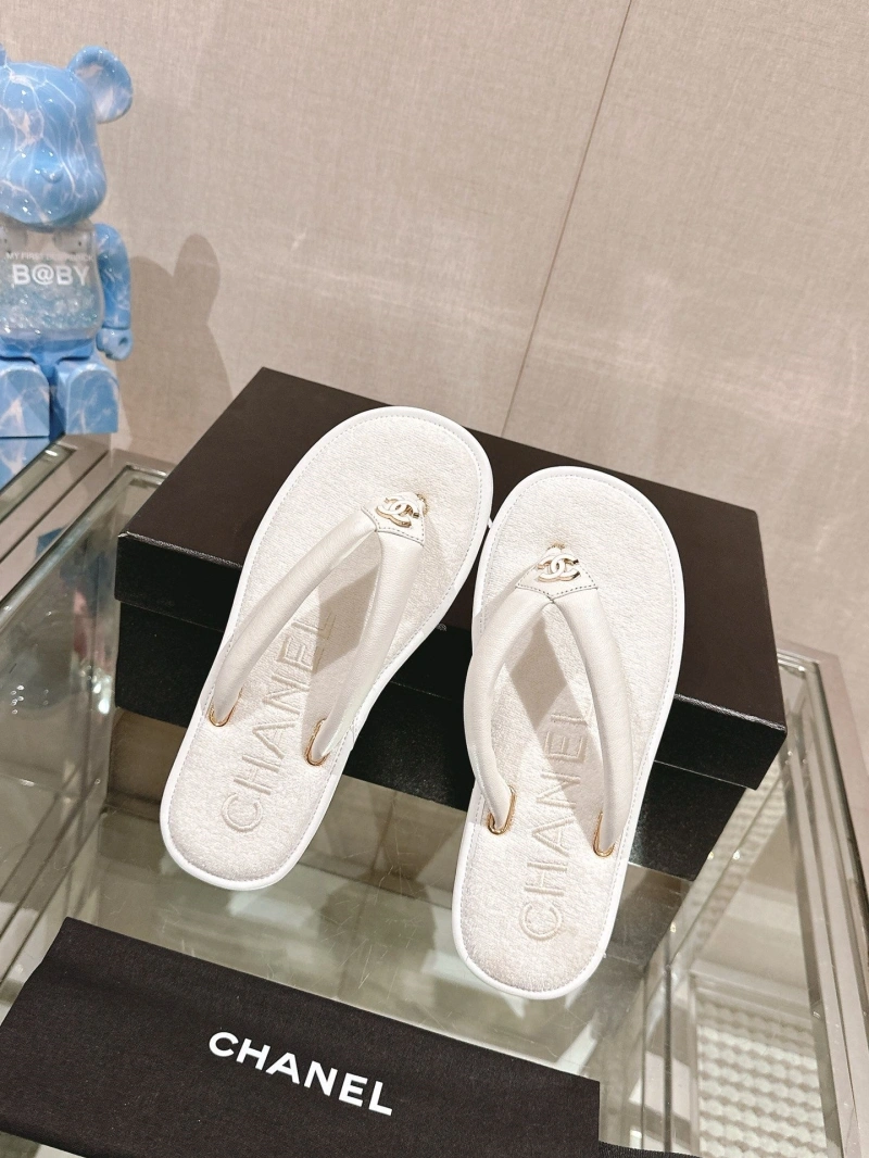 Sophisticated Chxnxl Slippers 132465
