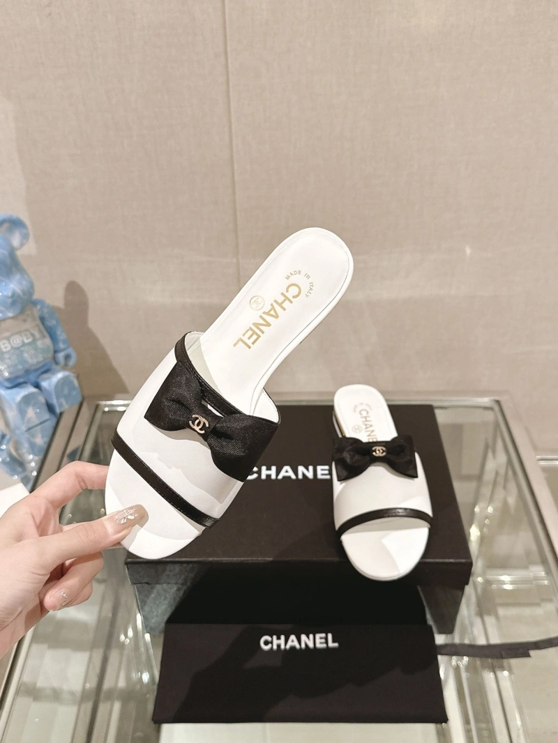 Reliable Chxnxl Slippers 132413