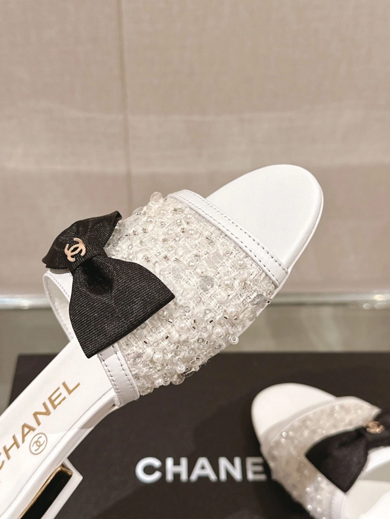 Practical Chxnxl Slippers 132409