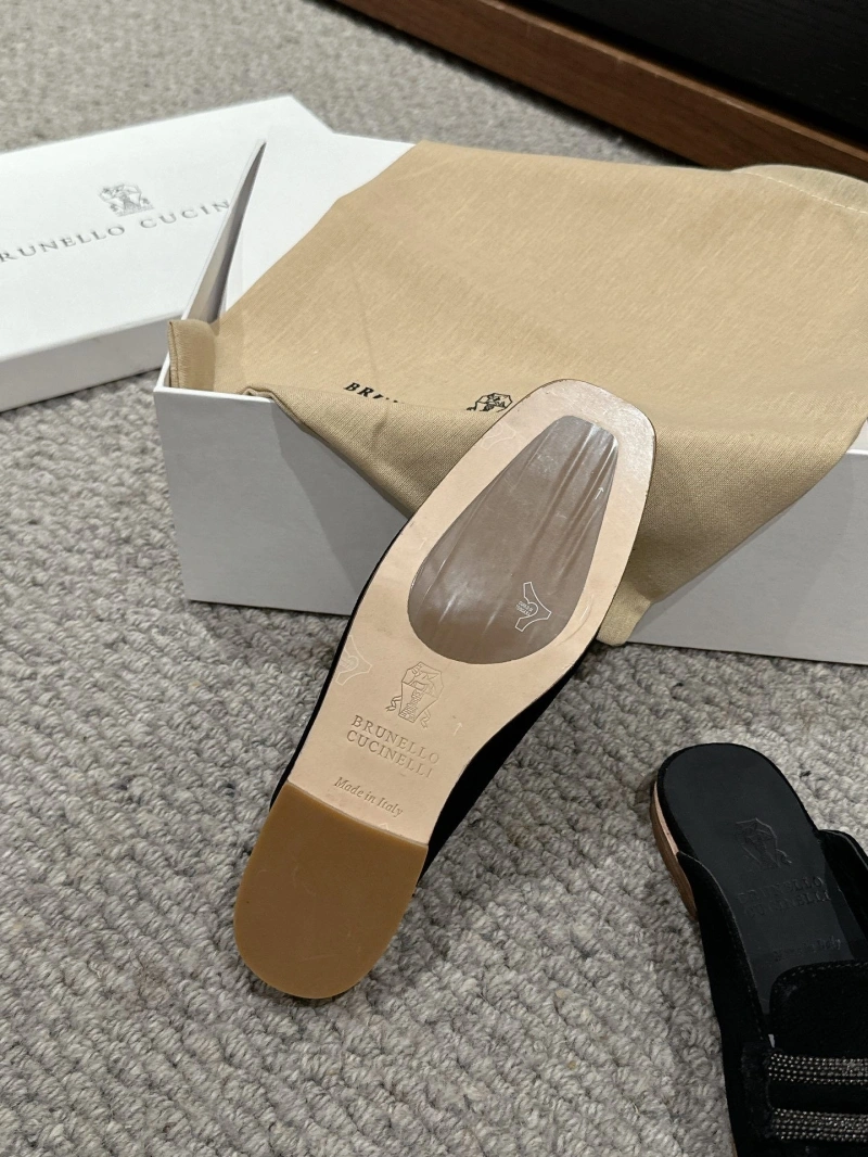 Soft Chxnxl Slippers 132402