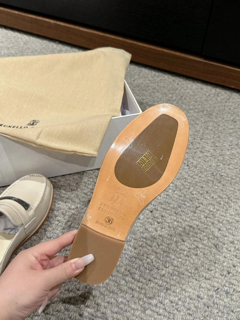 Elegant Chxnxl Slippers 132399