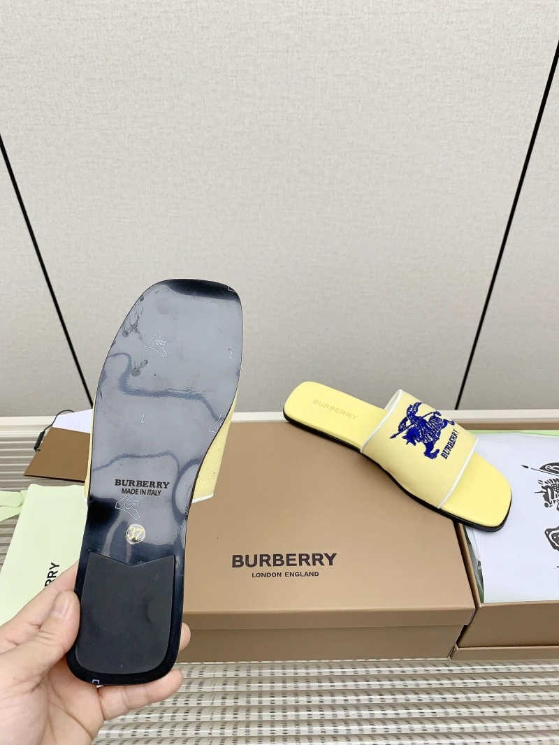 Practical Bxrbxrry Slippers 115452