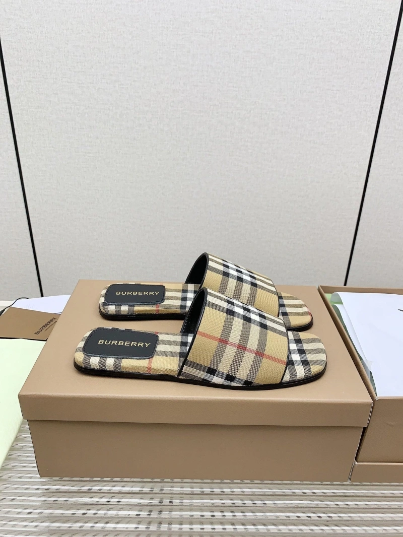 Bxrbxrry Slippers Timeless 115454