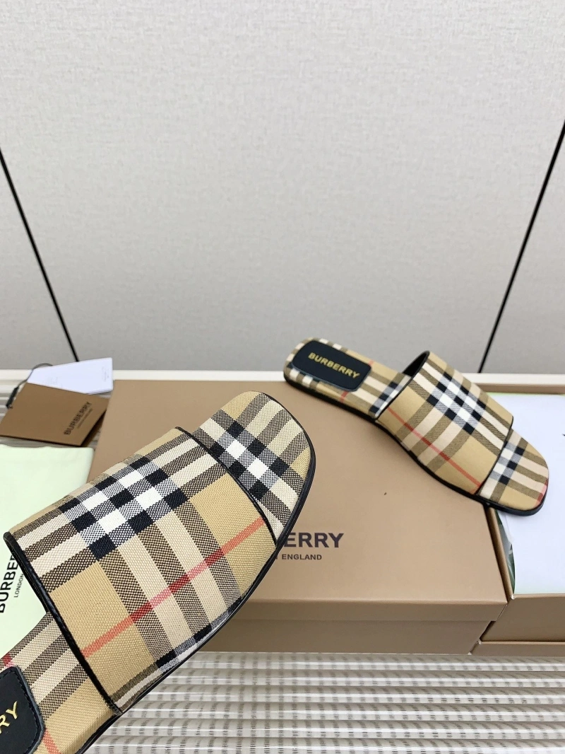 Bxrbxrry Slippers Timeless 115454