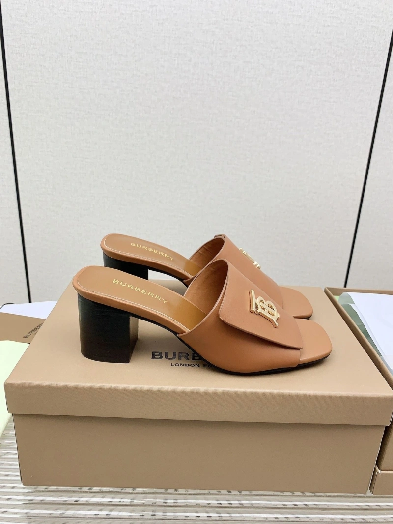 Cozy Bxrbxrry Slippers 115457