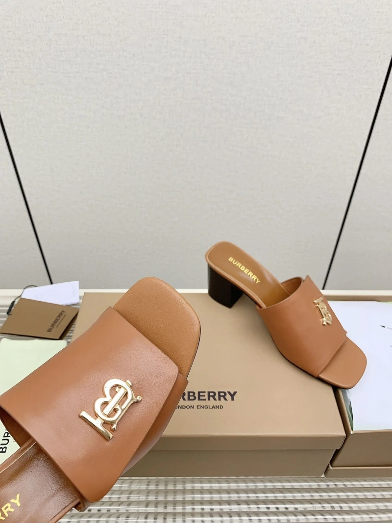Cozy Bxrbxrry Slippers 115457