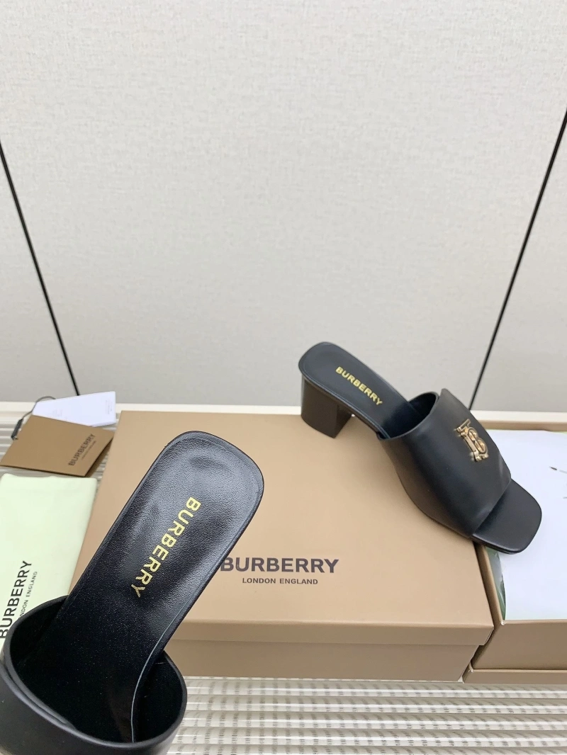 NewStyle Bxrbxrry Slippers 115459
