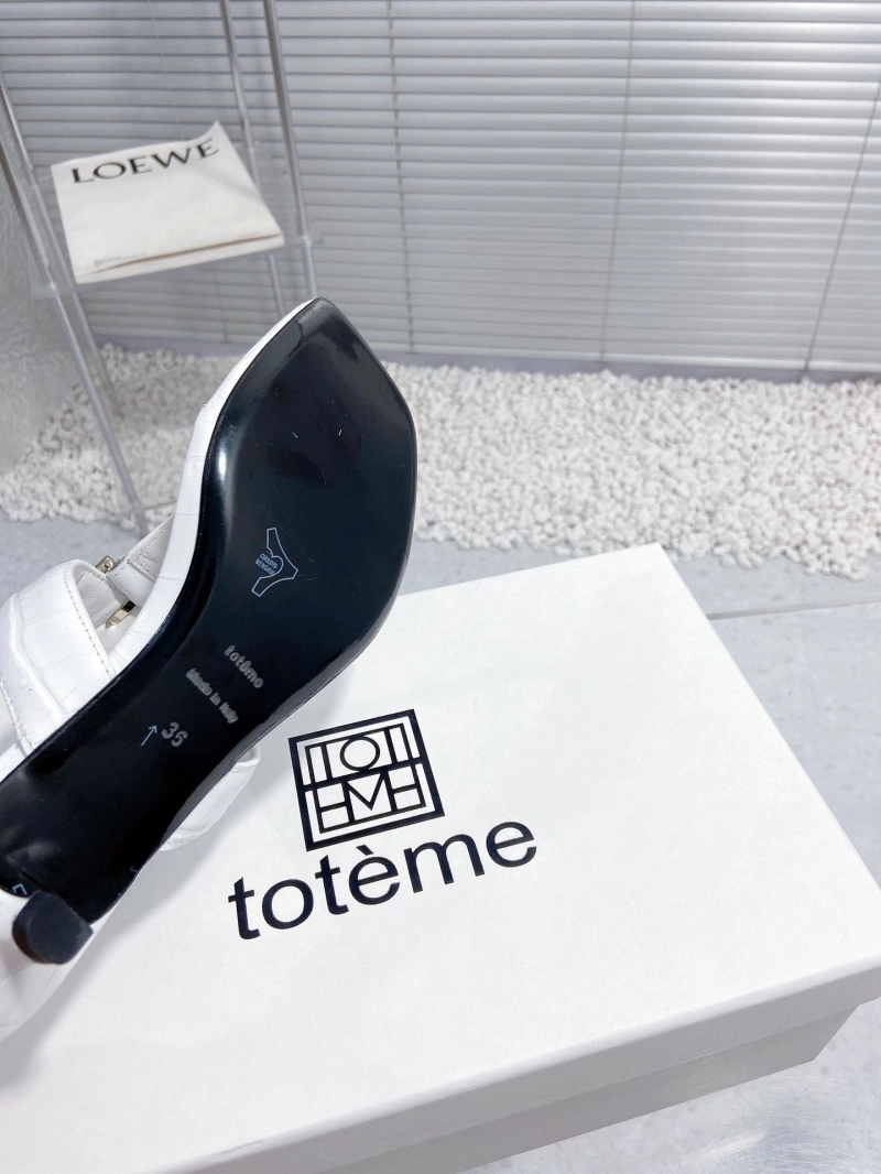 Elegant Othxr Slippers 216575