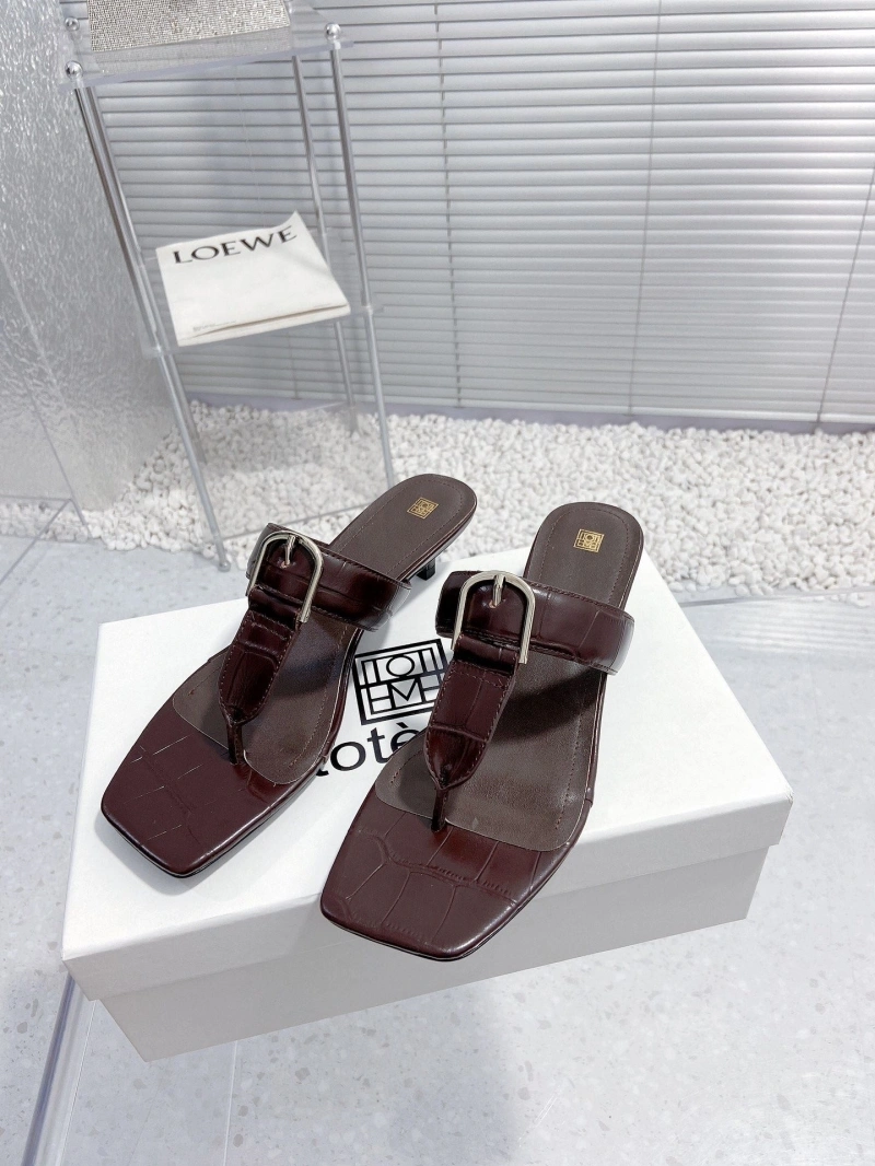 Othxr Slippers TopPick 216580