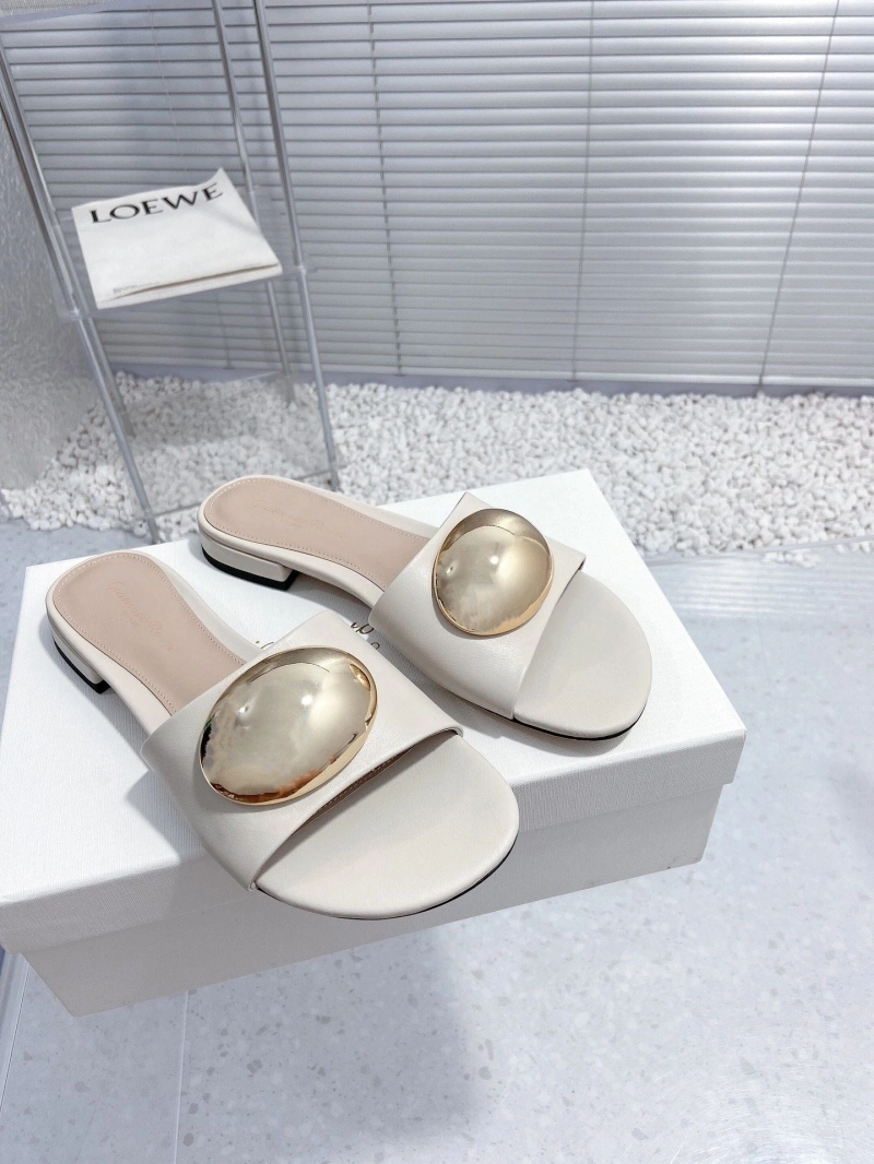 EyeCatching Othxr Slippers 216574