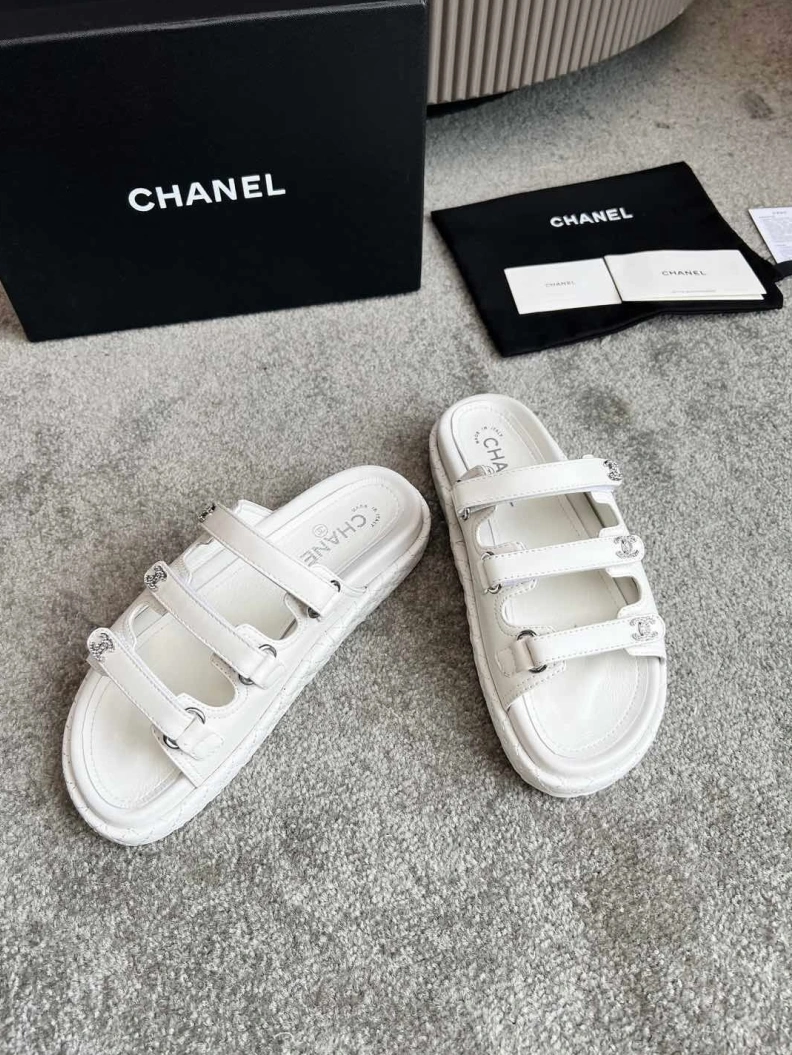 Bright Chxnxl Sandals 119314