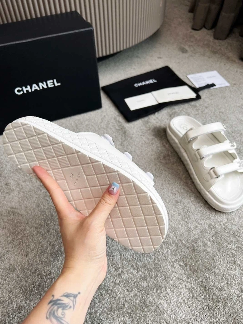 Bright Chxnxl Sandals 119314